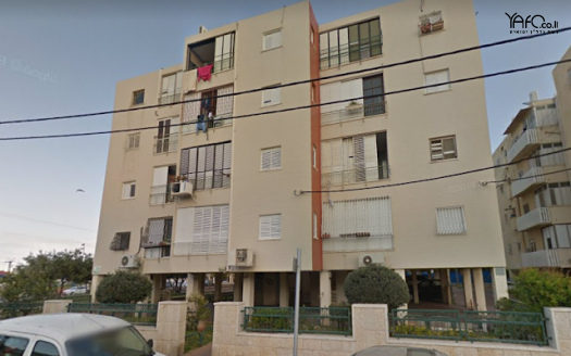 3 Rooms for sale in Bat Yam